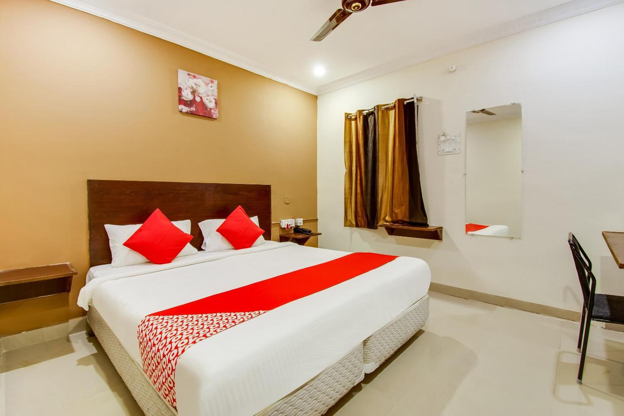 Oyo Akshaya Nest Hotell Vijayawāda Exteriör bild